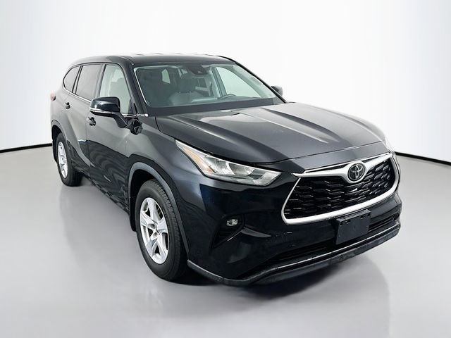 2020 Toyota Highlander LE