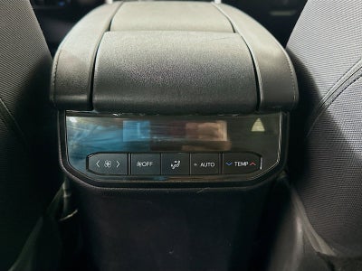 2020 Toyota Highlander LE