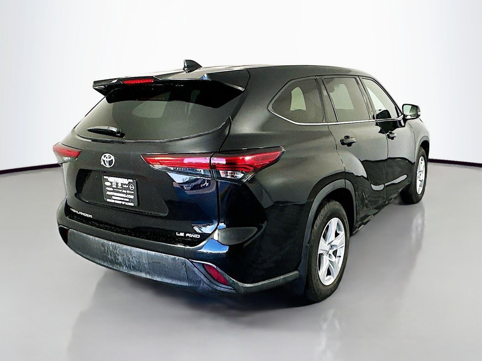 2020 Toyota Highlander LE
