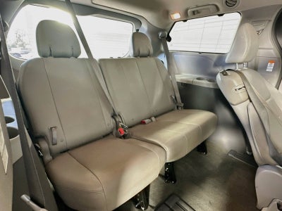 2019 Toyota Sienna L 7 Passenger
