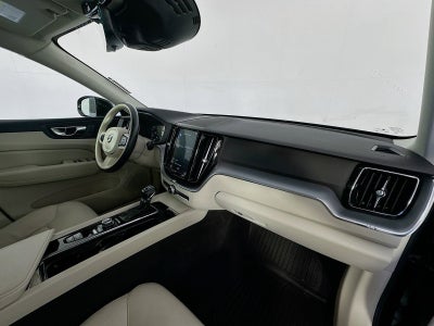 2020 Volvo XC60 T5 Momentum