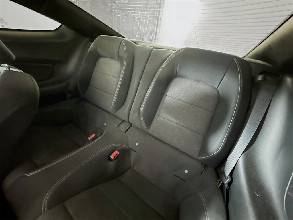 2015 Ford Mustang V6