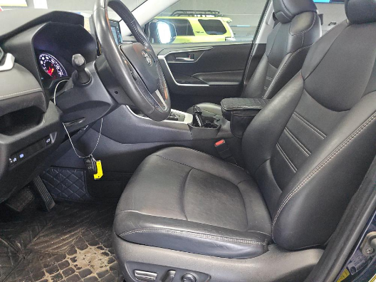 2019 Toyota RAV4 XLE Premium