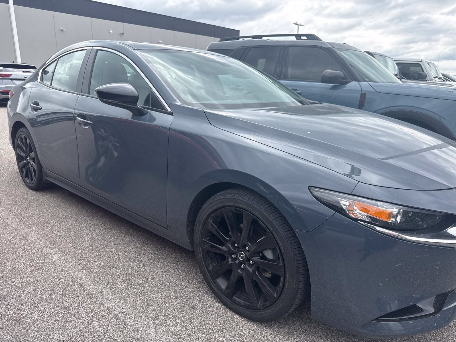 2023 Mazda Mazda3 2.5 S Carbon Edition