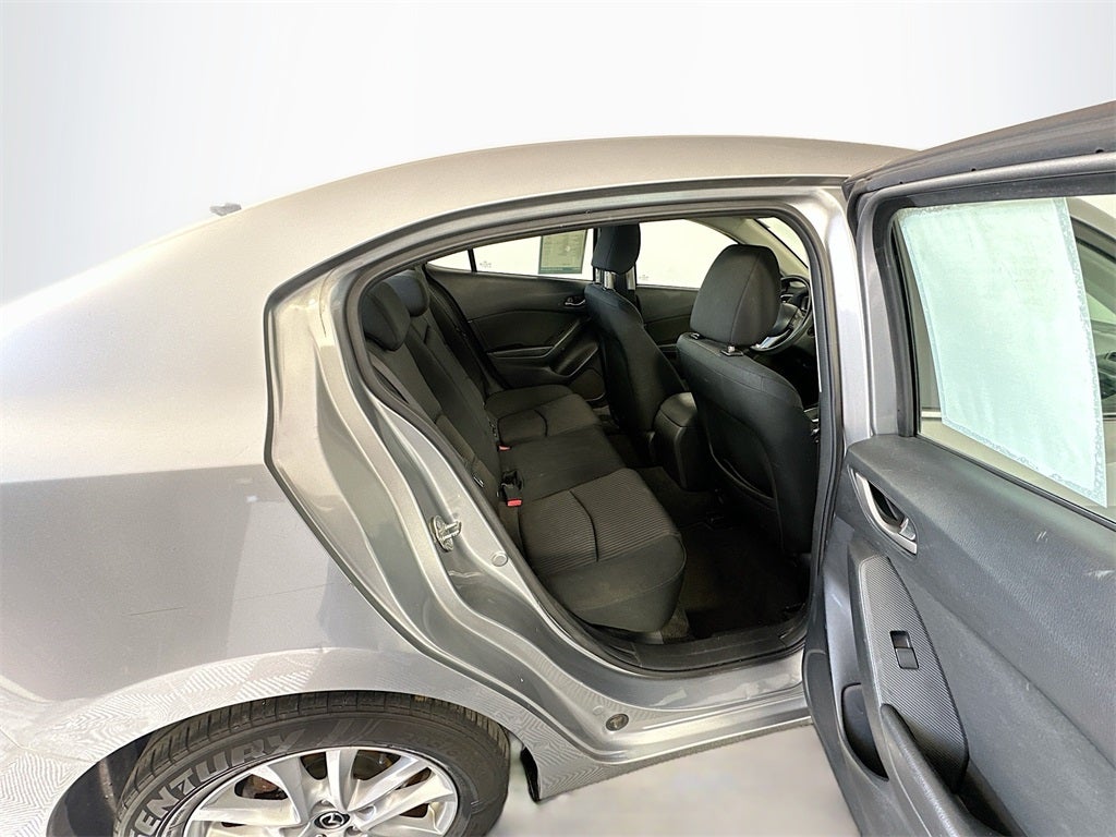 2016 Mazda Mazda3 i Sport