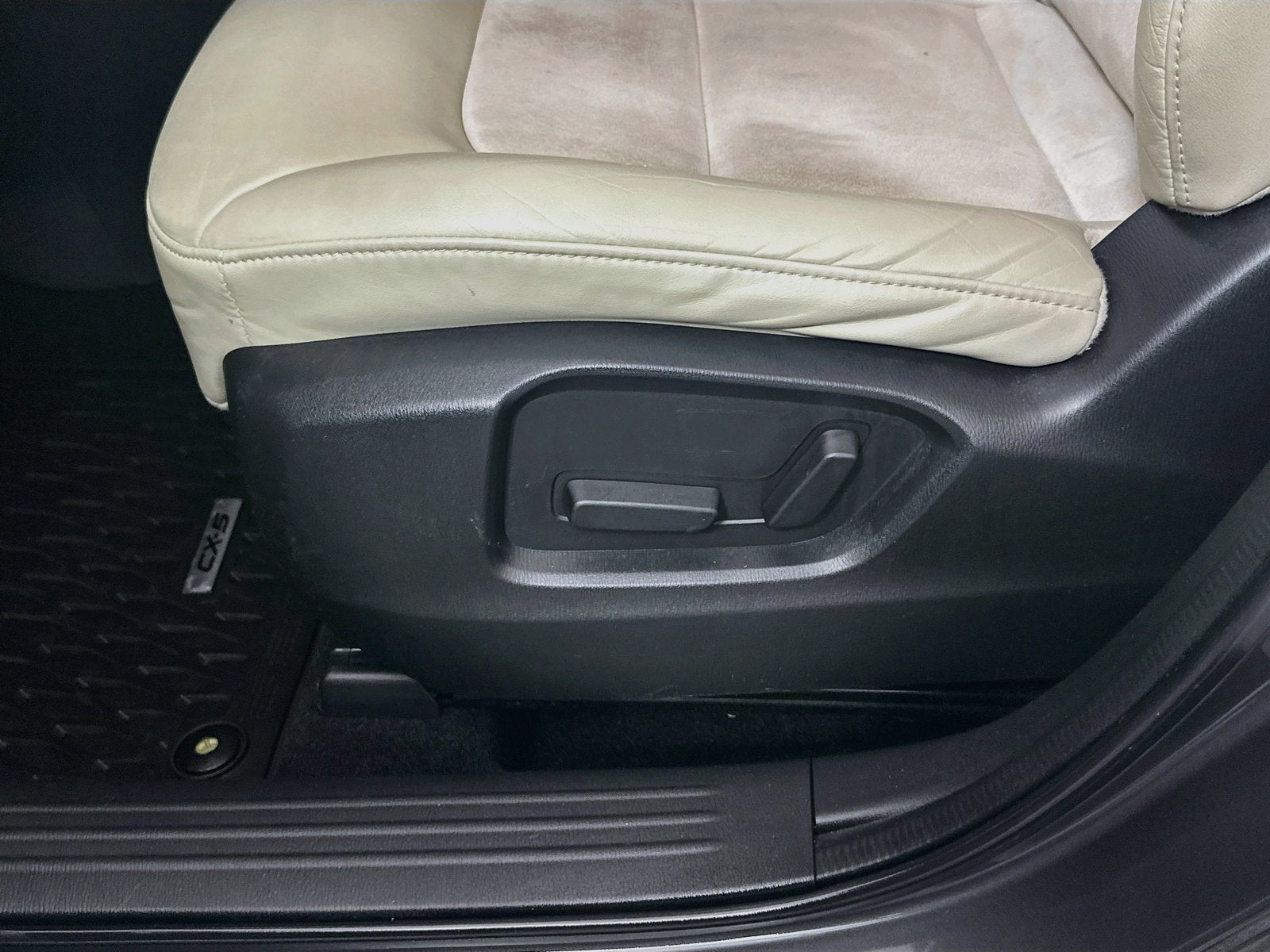2020 Mazda Mazda CX-5 Touring