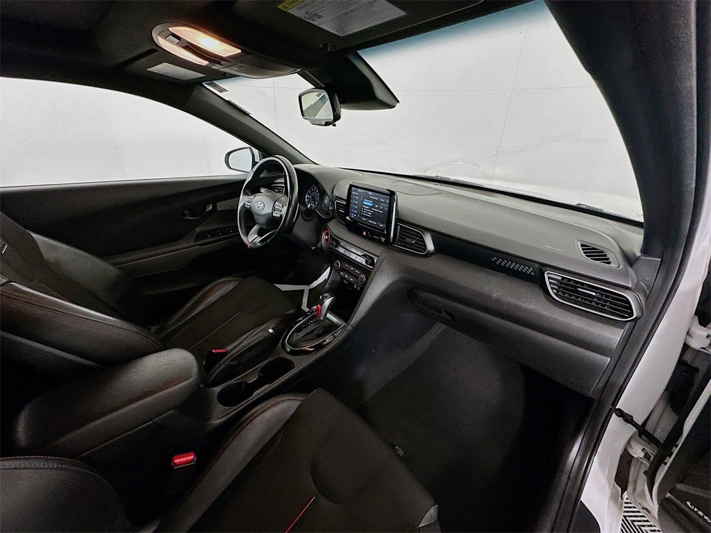 2020 Hyundai Veloster 2.0 Premium