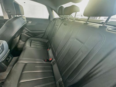 2021 Audi A4 40 Premium quattro