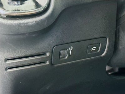2019 Volvo XC40 Momentum