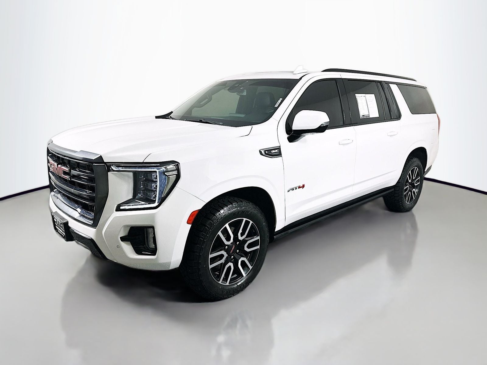 2022 GMC Yukon XL AT4