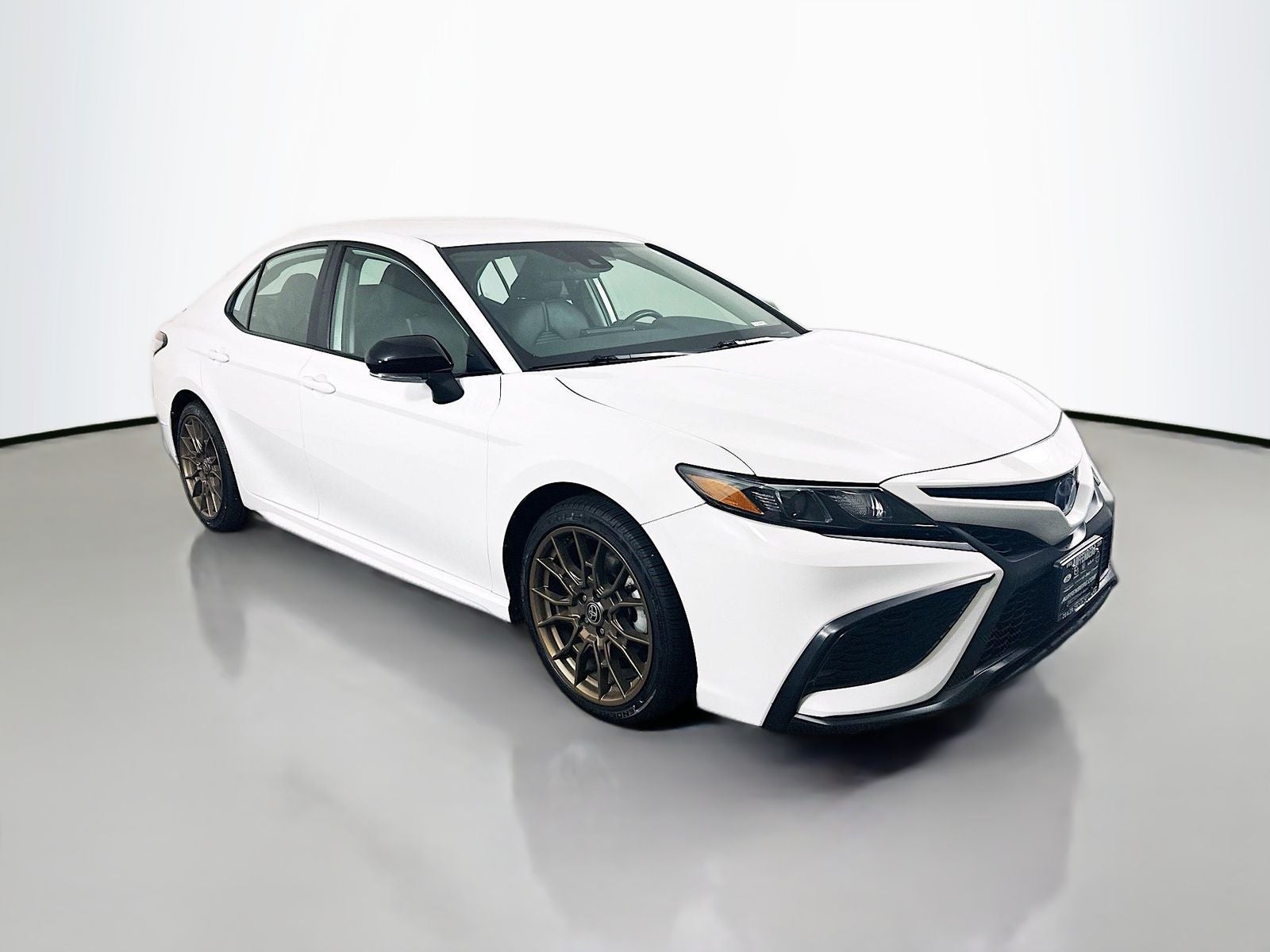 2023 Toyota Camry Hybrid SE