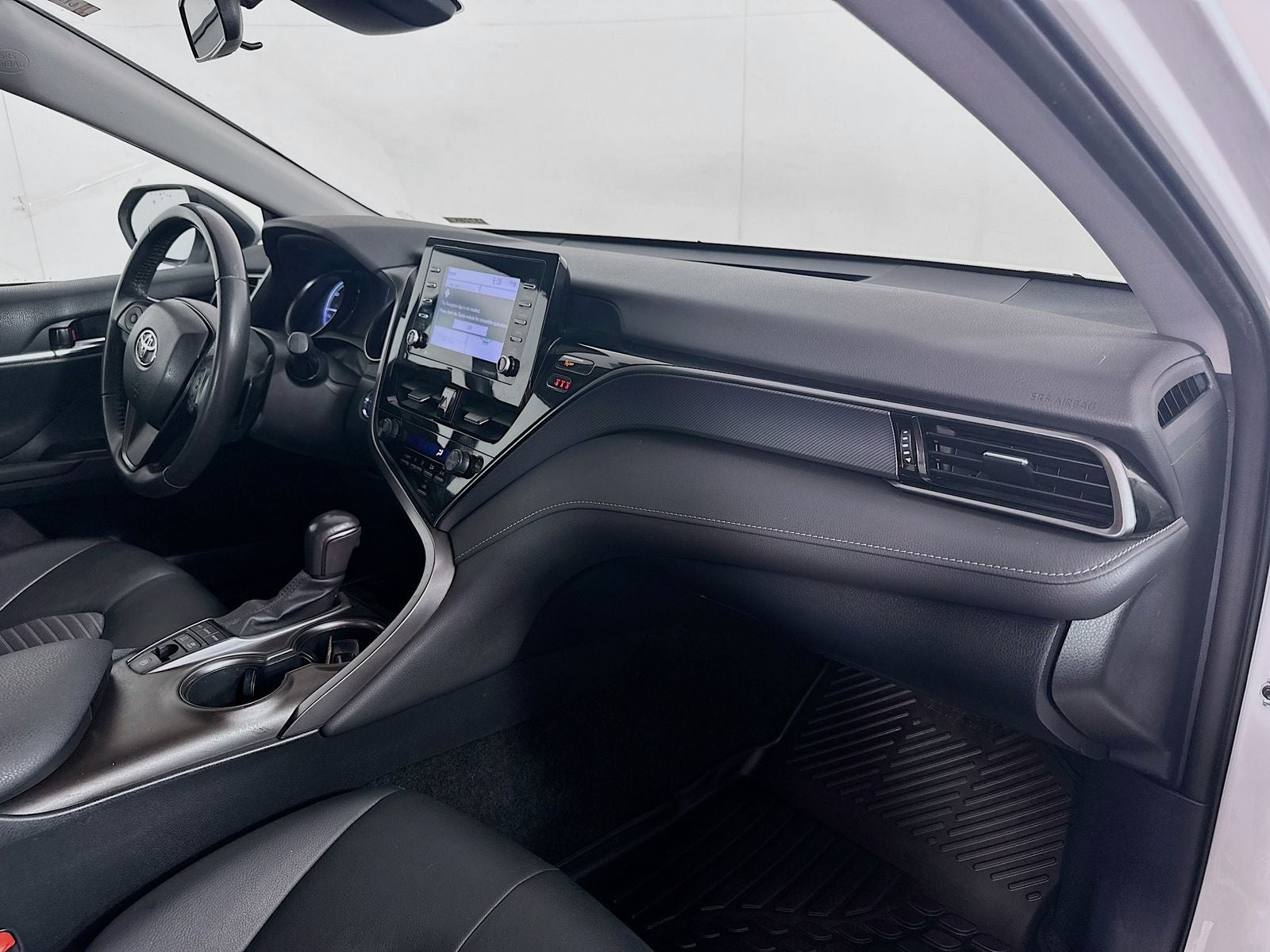 2023 Toyota Camry Hybrid SE