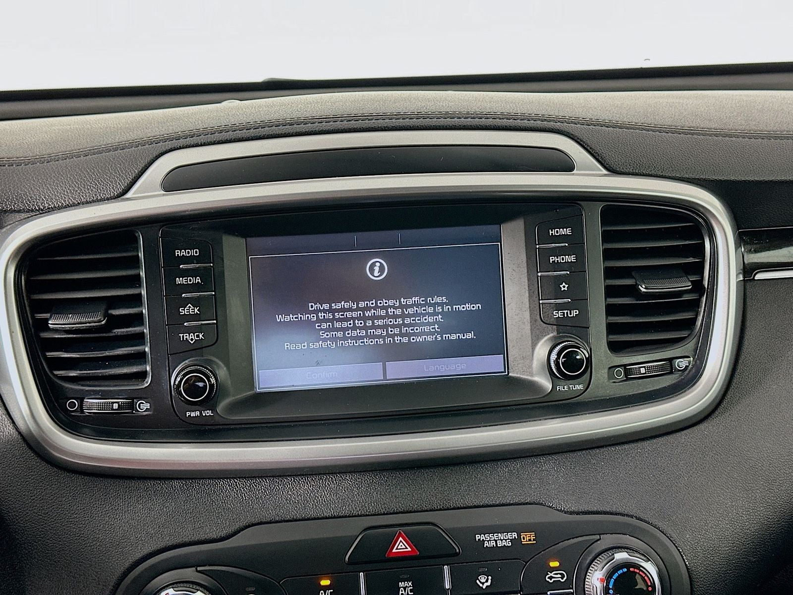 2020 Kia Sorento L