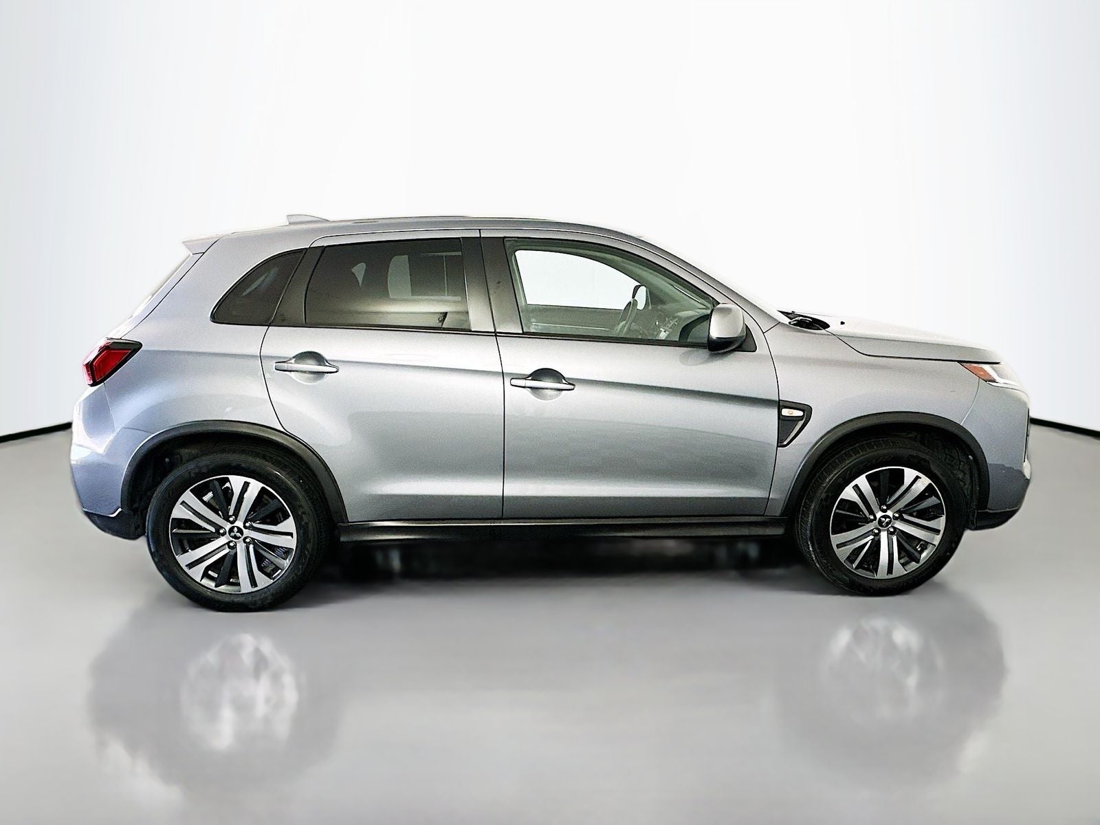 2020 Mitsubishi Outlander Sport ES 2.0