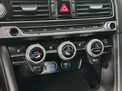 2022 Genesis G70 2.0T