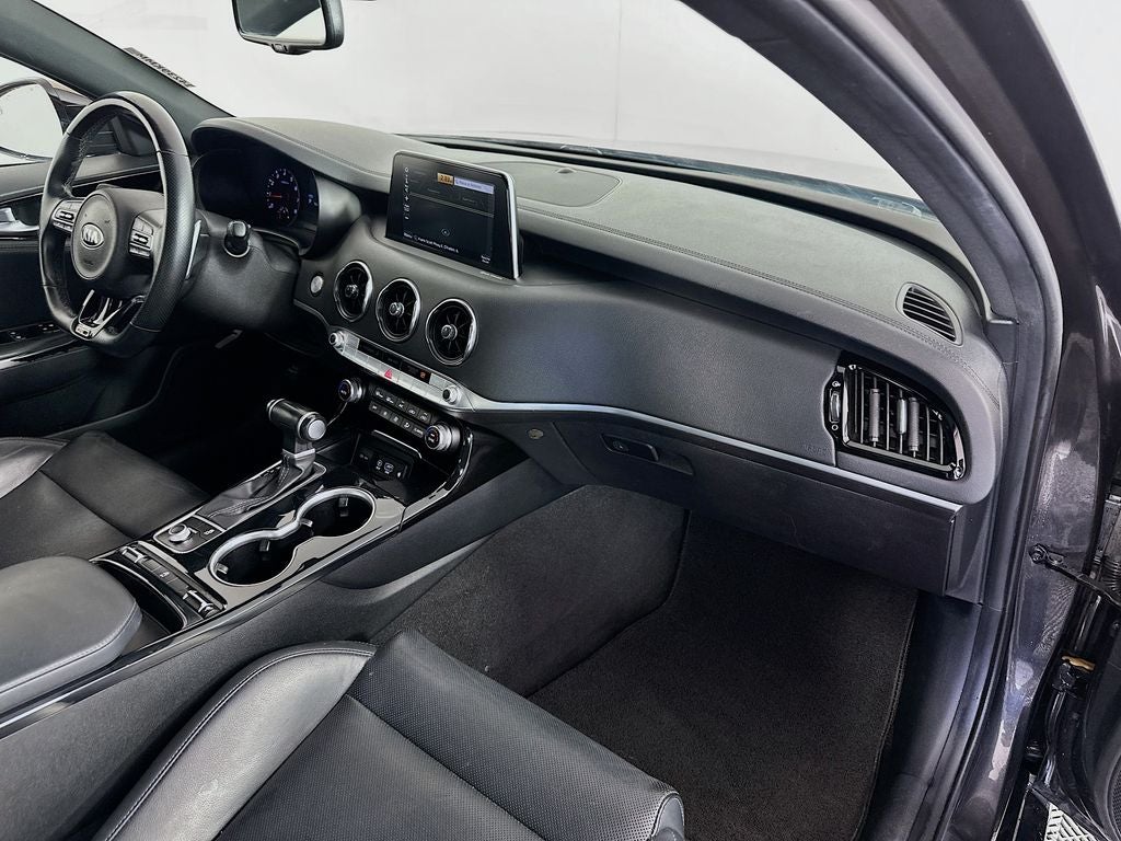 2020 Kia Stinger GT-Line