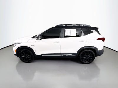 2022 Kia Seltos Nightfall