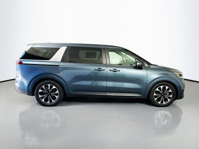 2022 Kia Carnival EX