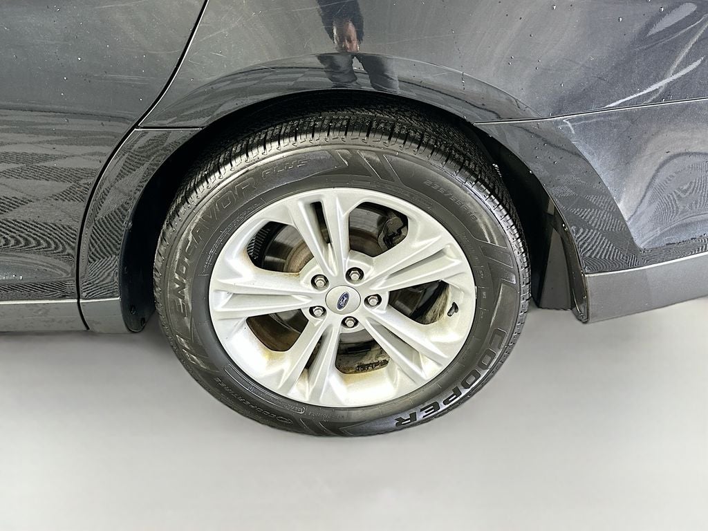 2018 Ford Taurus SEL