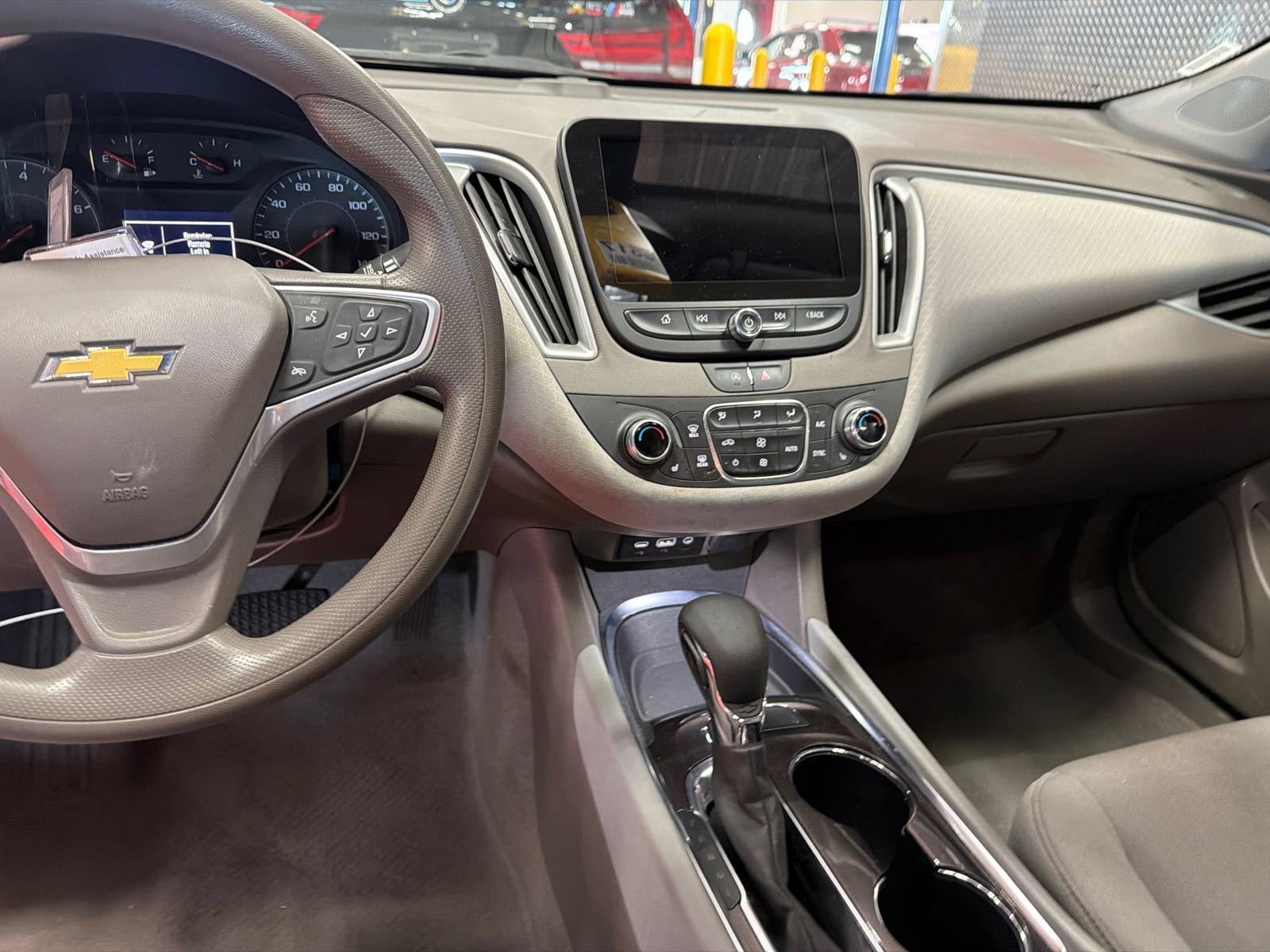2022 Chevrolet Malibu LT