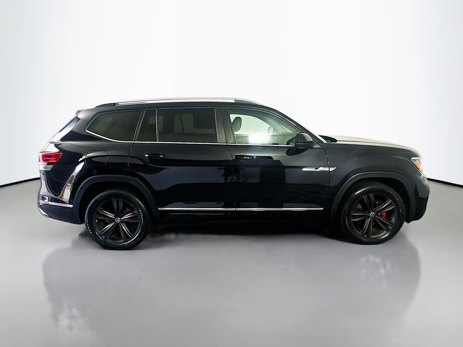 2022 Volkswagen Atlas 3.6L V6 SEL R-Line