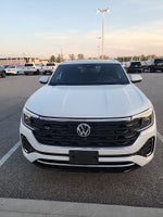 2025 Volkswagen Atlas Cross Sport 2.0T SEL Premium R-Line