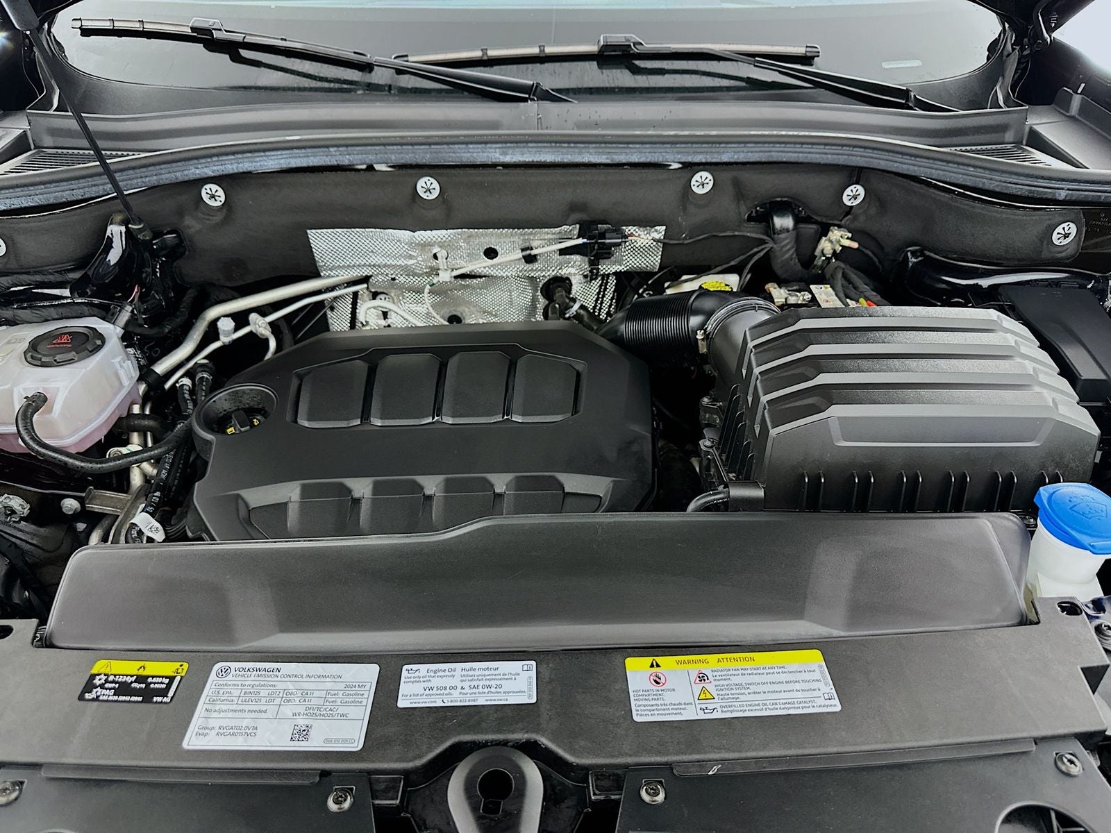 2024 Volkswagen Atlas 2.0T SEL Premium R-Line