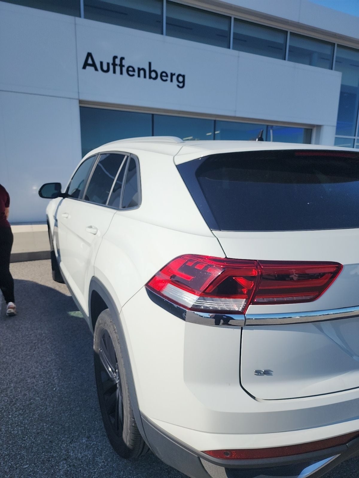 2022 Volkswagen Atlas Cross Sport 2.0T SE w/Technology