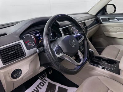 2021 Volkswagen Atlas 3.6L V6 SE w/Technology R-Line