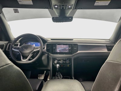 2023 Volkswagen Atlas Cross Sport 2.0T SEL R-Line Black