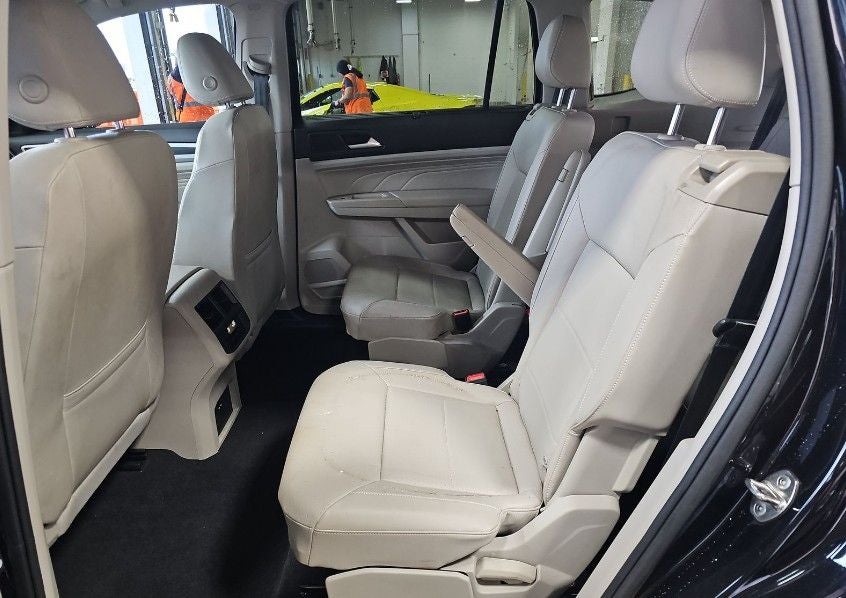 2022 Volkswagen Atlas 3.6L V6 SEL R-Line Black