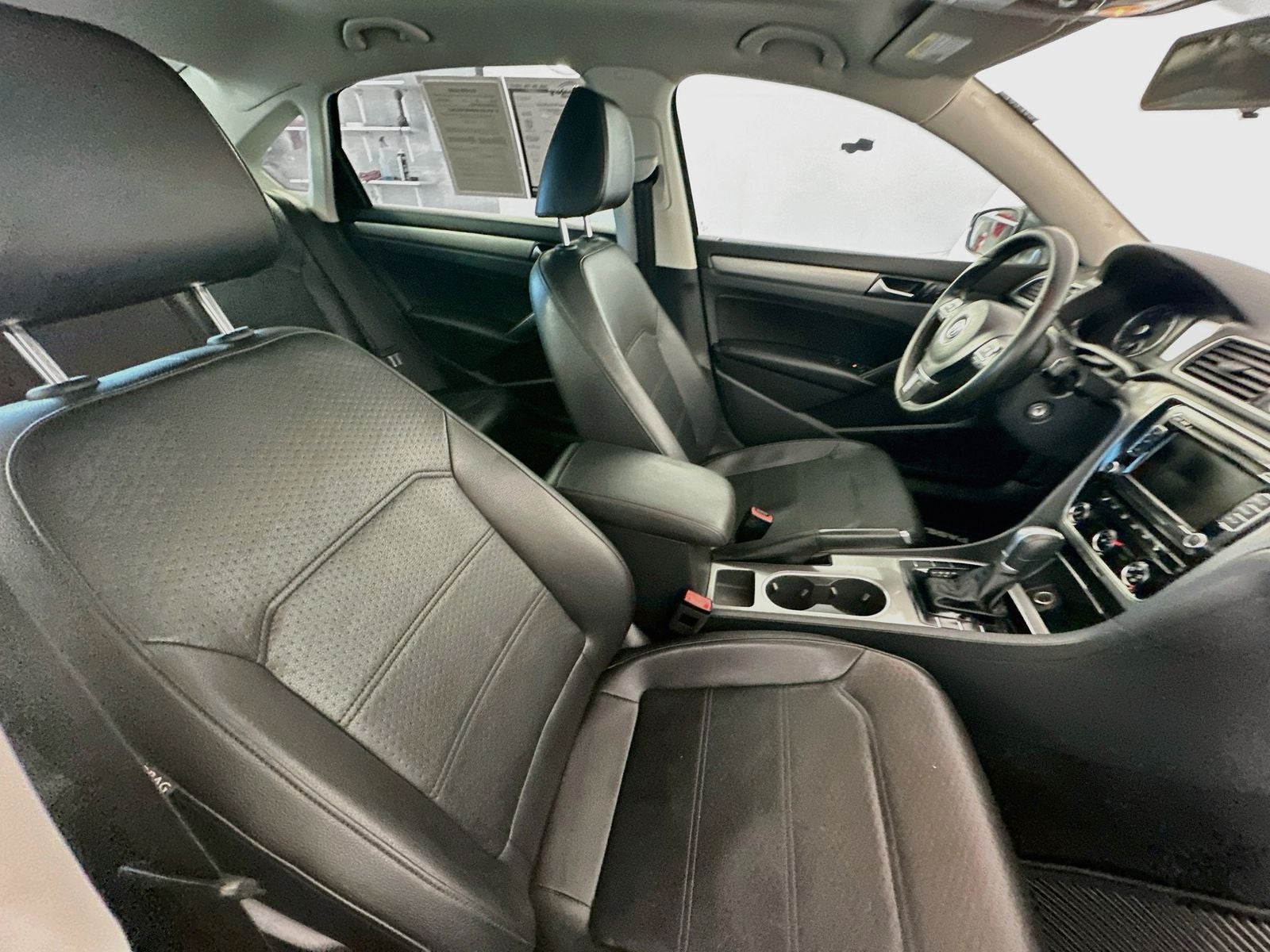 2015 Volkswagen Passat 2.0L TDI SE w/Sunroof