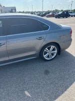 2015 Volkswagen Passat 2.0L TDI SE w/Sunroof