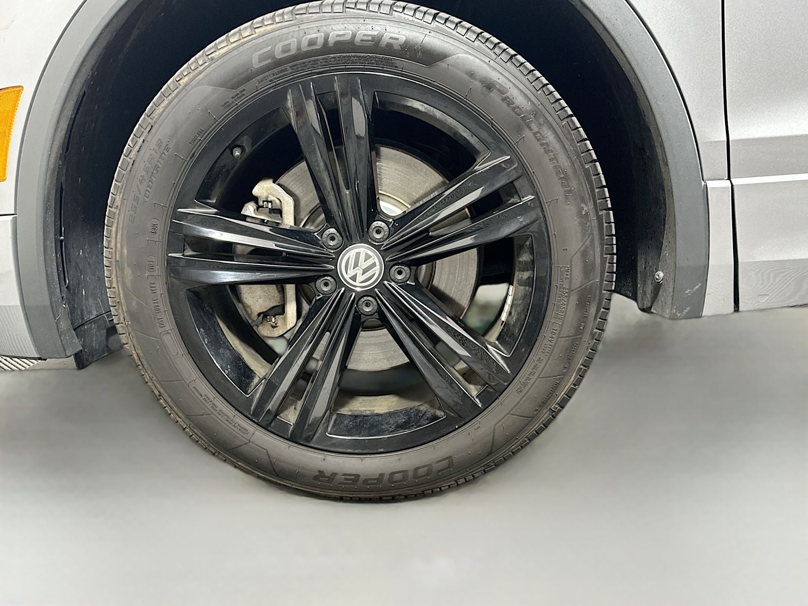 2019 Volkswagen Tiguan SEL R-Line