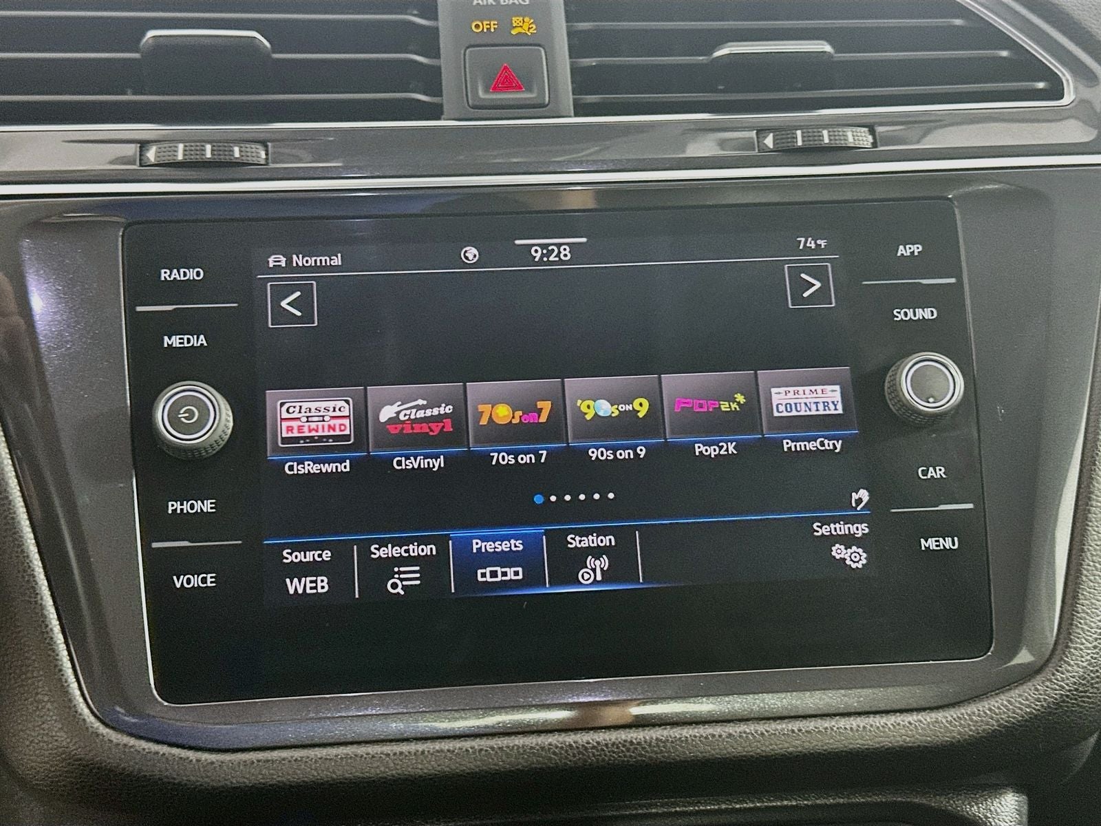 2023 Volkswagen Tiguan SE