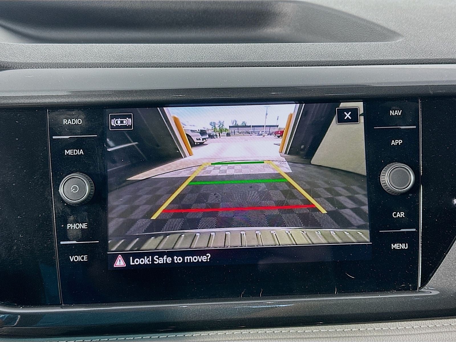 2023 Volkswagen Taos SEL