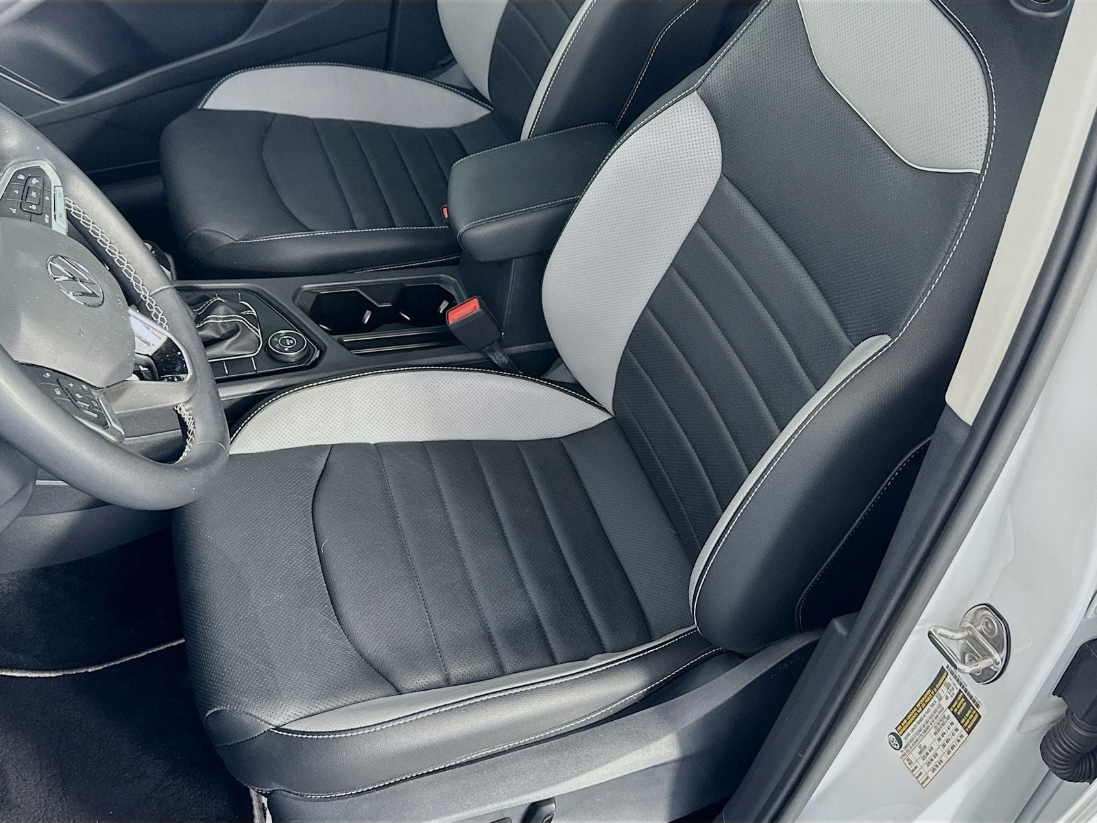 2023 Volkswagen Taos SEL