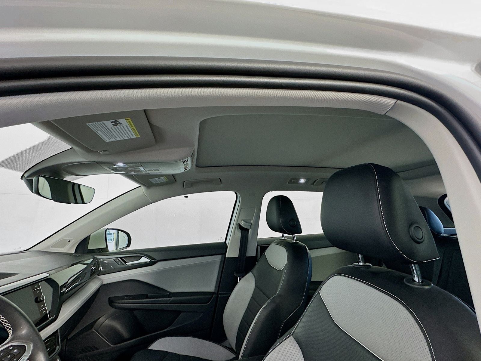 2023 Volkswagen Taos SEL