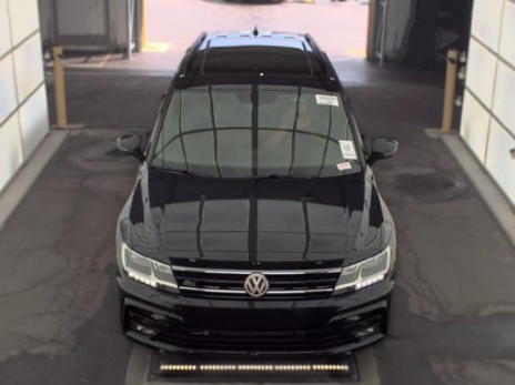 2020 Volkswagen Tiguan SE R-Line Black