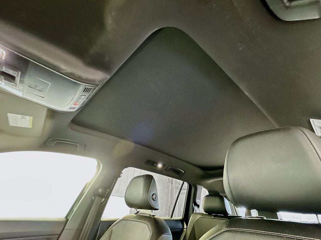 2021 Volkswagen Tiguan SE R-Line Black