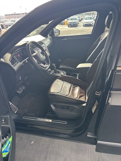 2022 Volkswagen Tiguan SEL R-Line