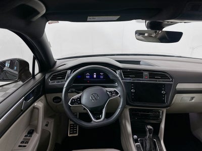 2022 Volkswagen Tiguan SE R-Line Black