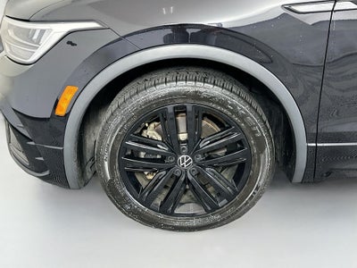 2022 Volkswagen Tiguan SE R-Line Black