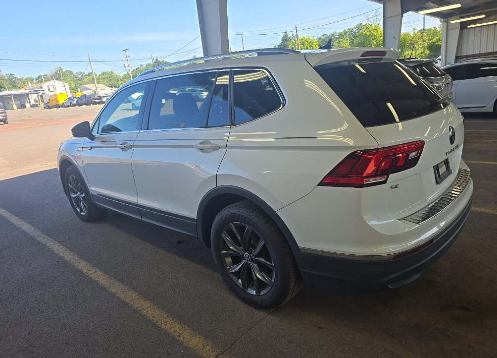 2023 Volkswagen Tiguan SE