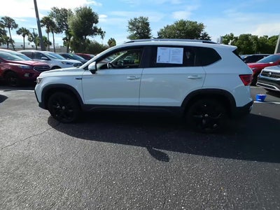 2023 Volkswagen Taos 1.5T SE