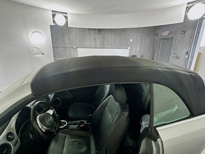 2013 Volkswagen Beetle Convertible 2.5L