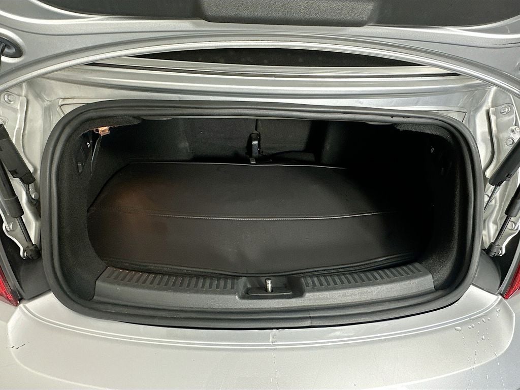 2013 Volkswagen Beetle Convertible 2.5L