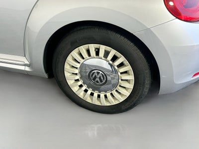 2013 Volkswagen Beetle Convertible 2.5L