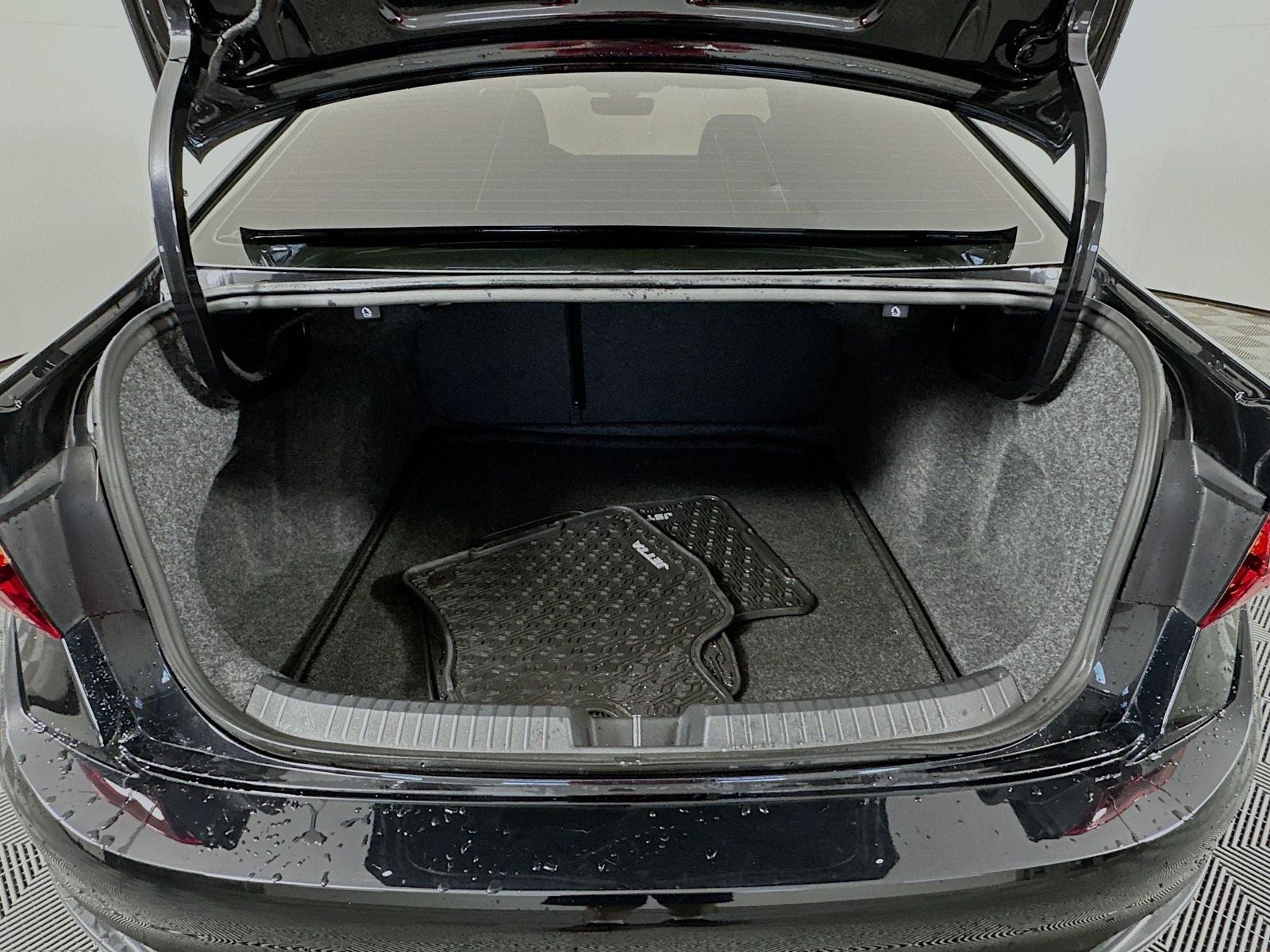 2025 Volkswagen Jetta SEL