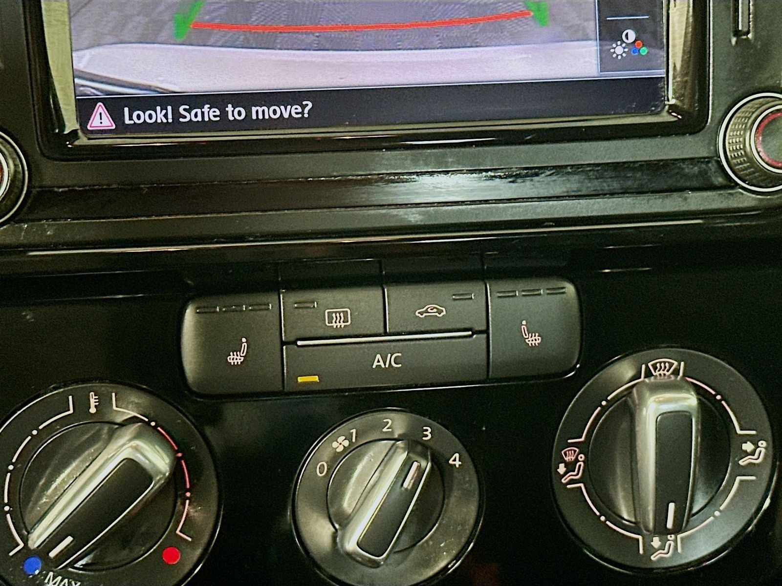 2016 Volkswagen Jetta 1.8T SEL